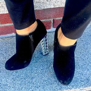 Me Too suede leather shoes